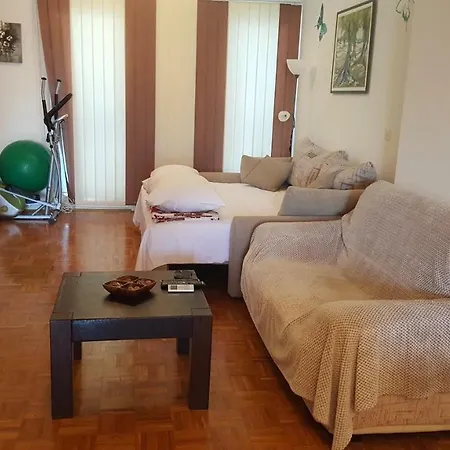 Apartment Tia *